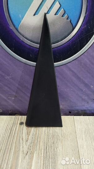 Накладка Geely atlas Прав