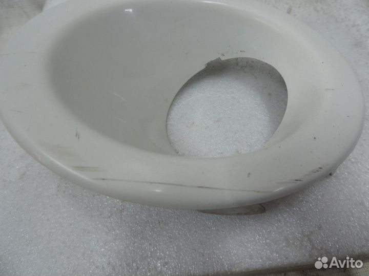 Рамка противотуманной фары левая Land Rover Freela