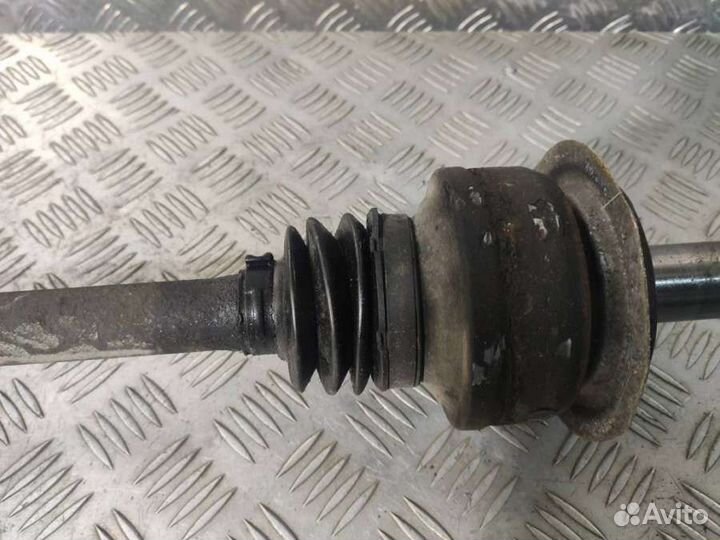 Полуось задняя (приводной вал, шрус) Mercedes-Benz