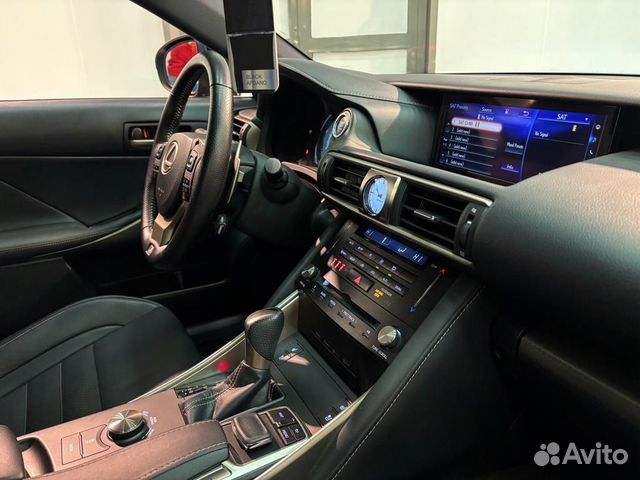 Lexus IS 2.0 AT, 2018, 61 498 км объявление продам