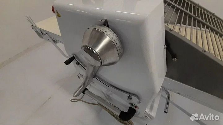Машина тестораскаточная Z-matic SF 600 N