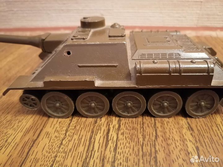 Су-100 и пушка. СССР