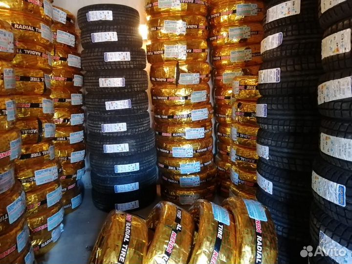 Pirelli Scorpion Winter RFT 275/40 R22 и 315/35 R22 110