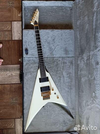 Электрогитара ESP Edwards E-RV-148 Randy Rhoads (R
