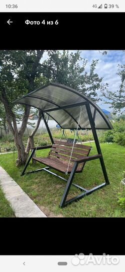 Качель металлическая с крышей