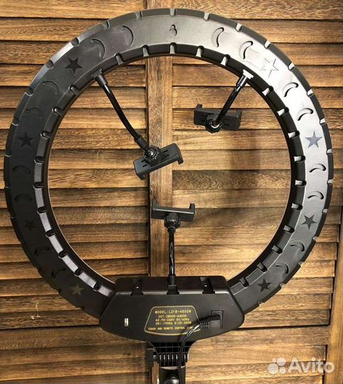 Кольцевая лампа