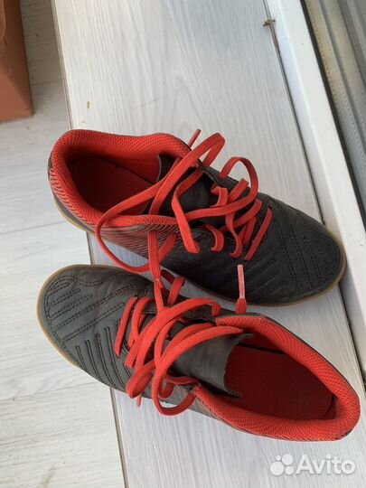 Футбольные бутсы