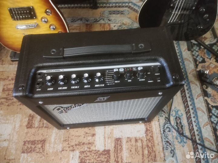 Комбоусилитель Fender Mustang TM 1 /v.2