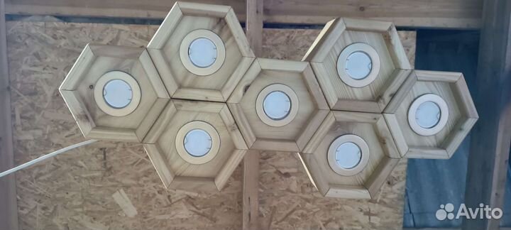 Деревянная люстра