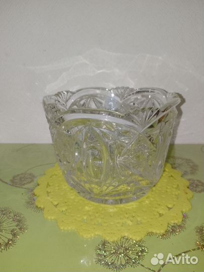 Ваза хрустальная