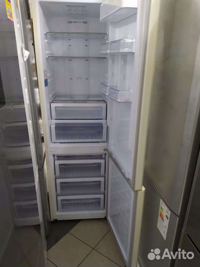 Холодильник Samsung no frost