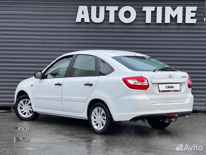 LADA Granta 1.6 МТ, 2016, 76 332 км