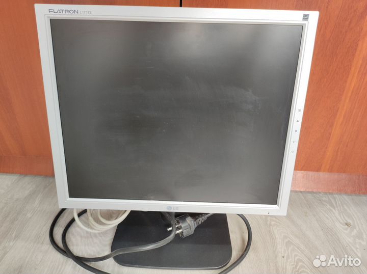 Мониторы для компьютера и системный блок