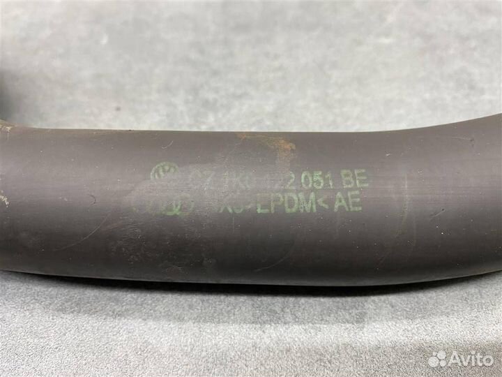 Патрубок радиатора VW Jetta 2006-2011