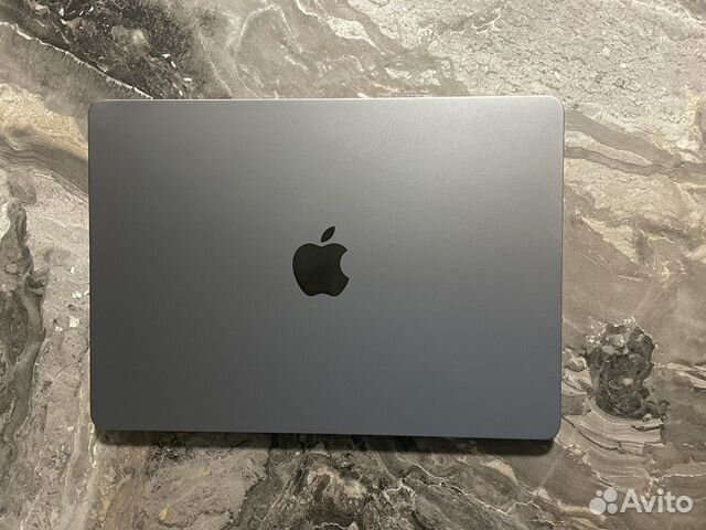 Apple MacBook air 13.6 2022 m2 + чехол