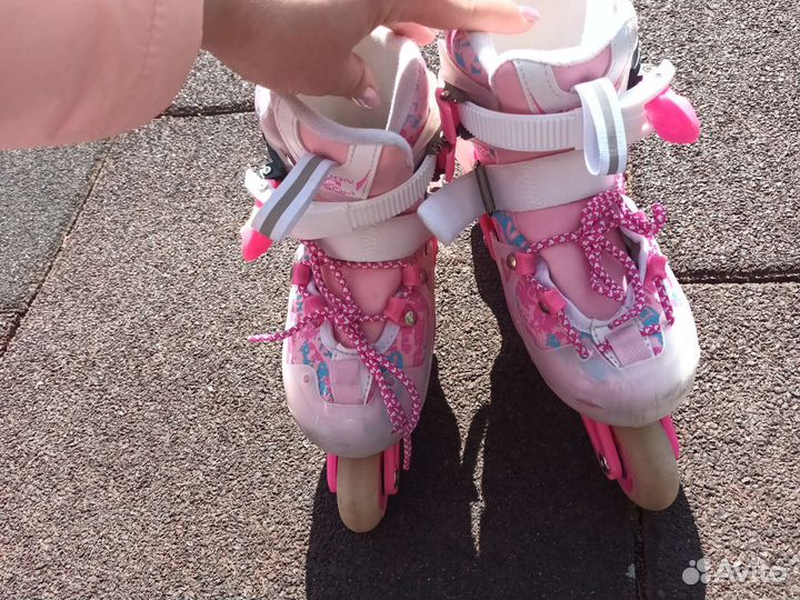 Роликовые коньки