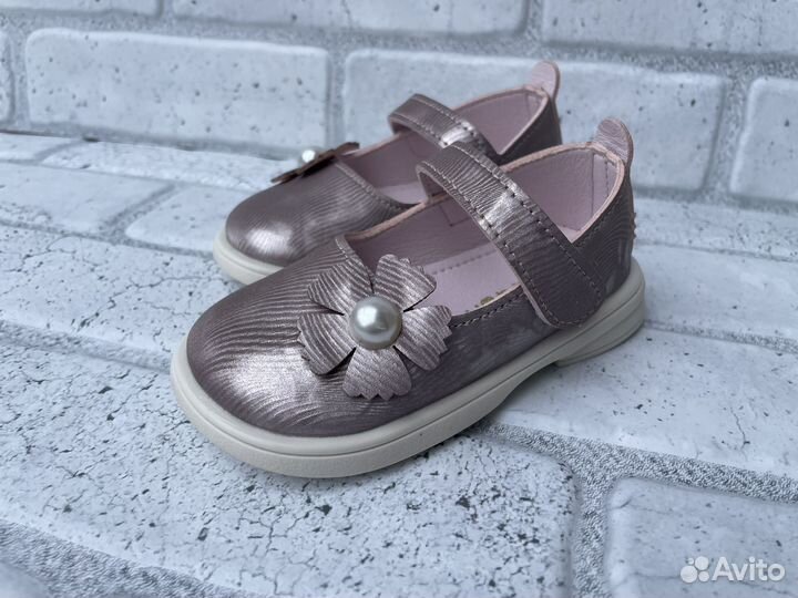 Туфли для девочки 23 размер