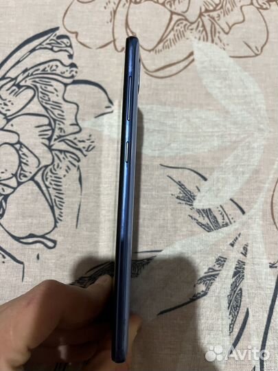 Телефон Samsung galaxy a30
