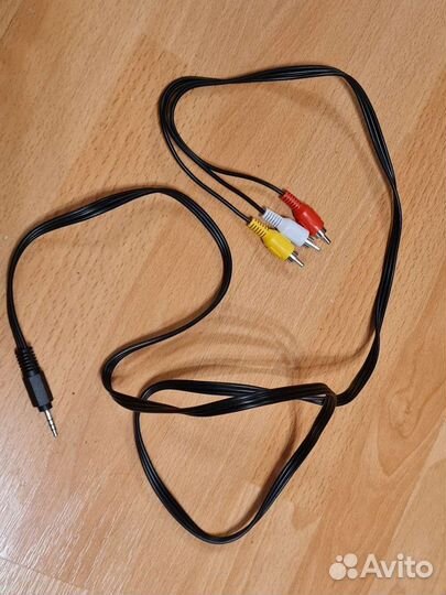 Аудио-видео переходник (3 тюльпана на джек)