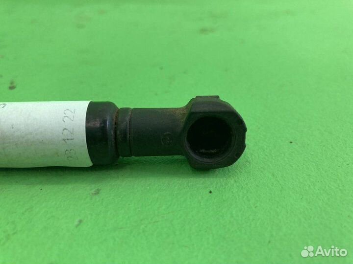 Амортизатор спального места MAN TGX