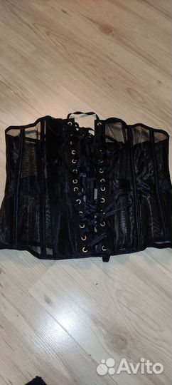 Корсет на шнуровке