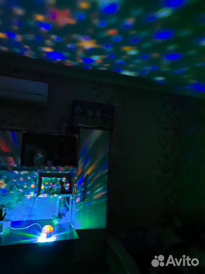 Проектор звездного неба+колонка