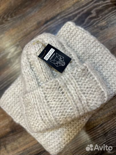 Комплект шапка и снуд женский