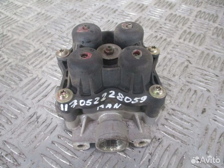 Кран защитный 4-х контурный MAN 81521516098