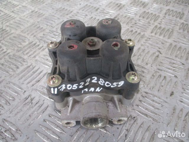 Кран защитный 4-х контурный MAN 81521516098