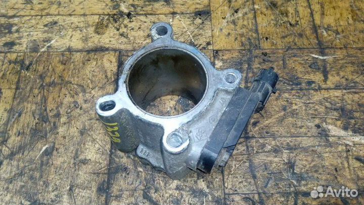 Кронштейн дроссельной заслонки Nissan X-Trail T31