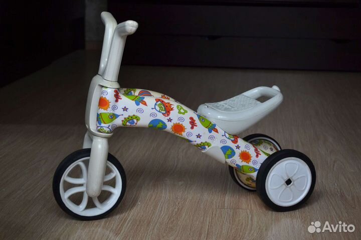 Беговел chillafish bunzi (космос)