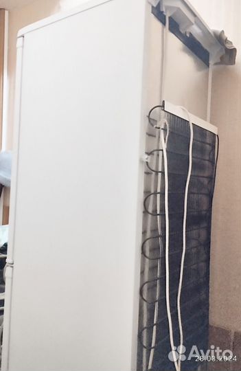 Холодильник Бирюса