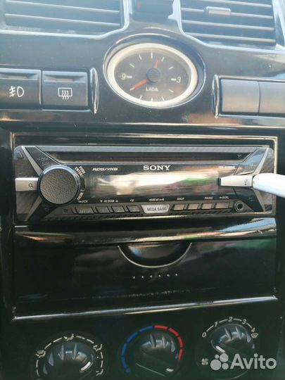 Магнитола sony