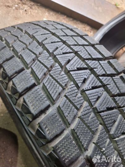Bridgestone Blizzak DM-V1 255/65 R17 108R
