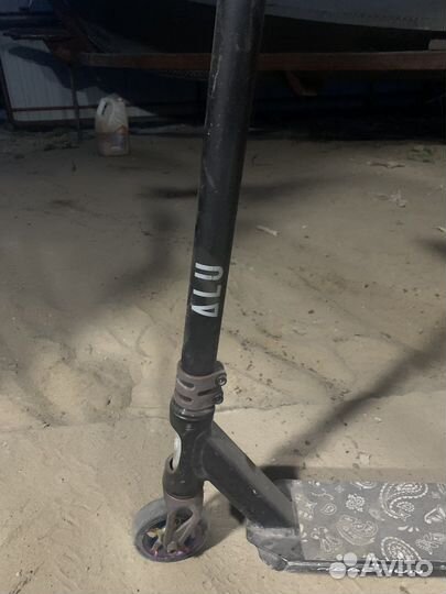 Трюковой самокат