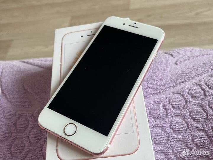 Телефон iPhone 6s