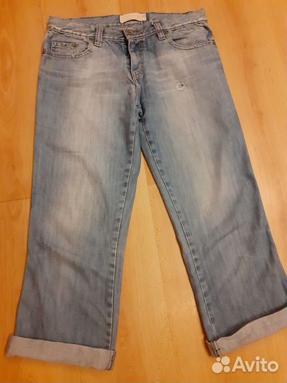 Женские джинсовые капри