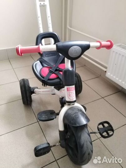 Детский велосипед трехколесный со съёмной ручкой