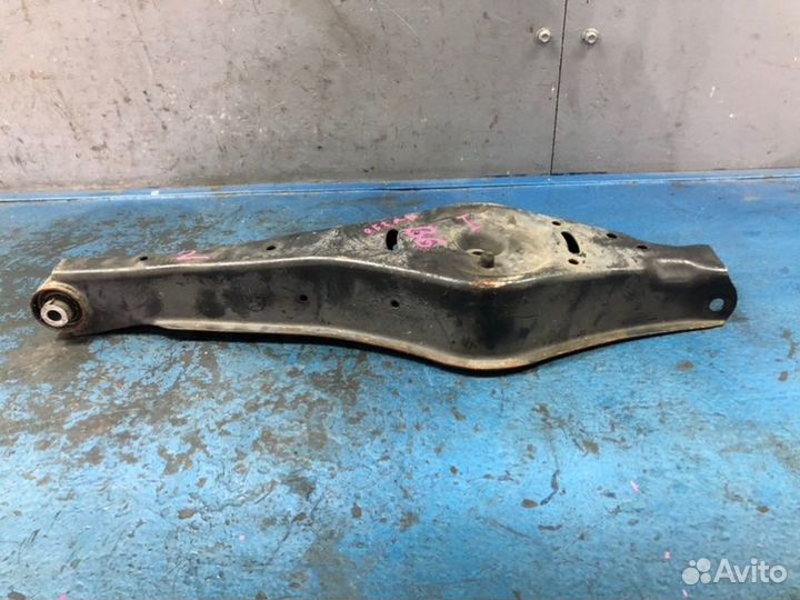 Рычаг нижний задний Volkswagen Passat B6