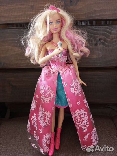 Кукла Барби