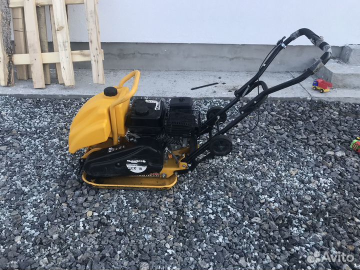 Сдам в аренду Виброплиту 90 кг