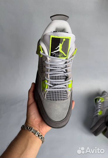 Кроссовки Nike air Jordan 4 retro se neon