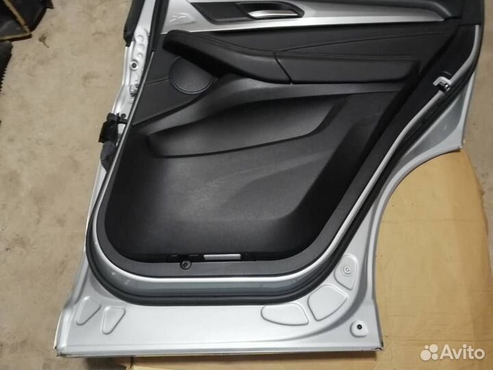 Дверь задняя правая BMW X3 G01 M-paket