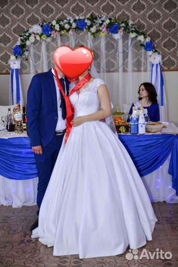 Свадебное платье