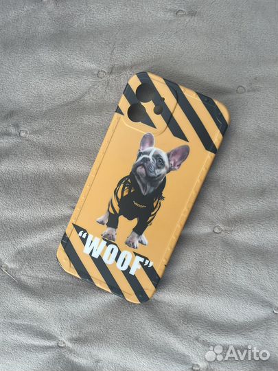 Чехол на iPhone 12