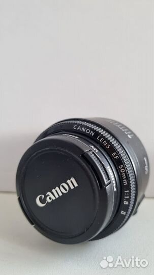 Объектив Canon EF 50mm f/1.8 II