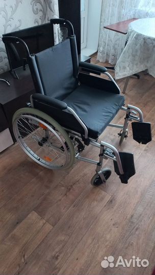 Инвалидная коляска