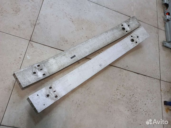 Усилитель бампера передний Lexus Gs 4 2GR-FSE