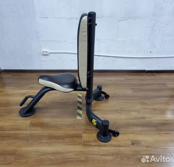 Силовая вертикальная скамья Ziva 90 градусов