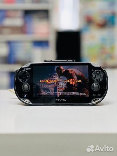 PS Vita PCH-1108 MicroSD 32GB + Чехол Black